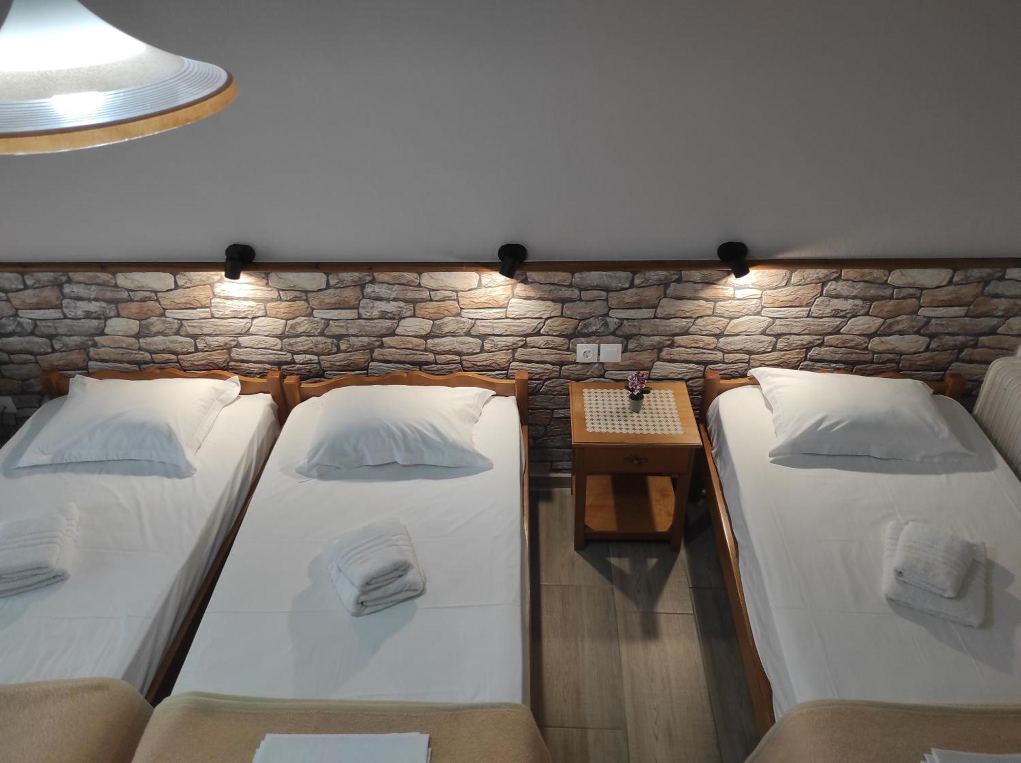 Ενοικιαζόμενα Δωμάτια Ενιπεύς- Rooms Enipeas Litochoro Exterior foto