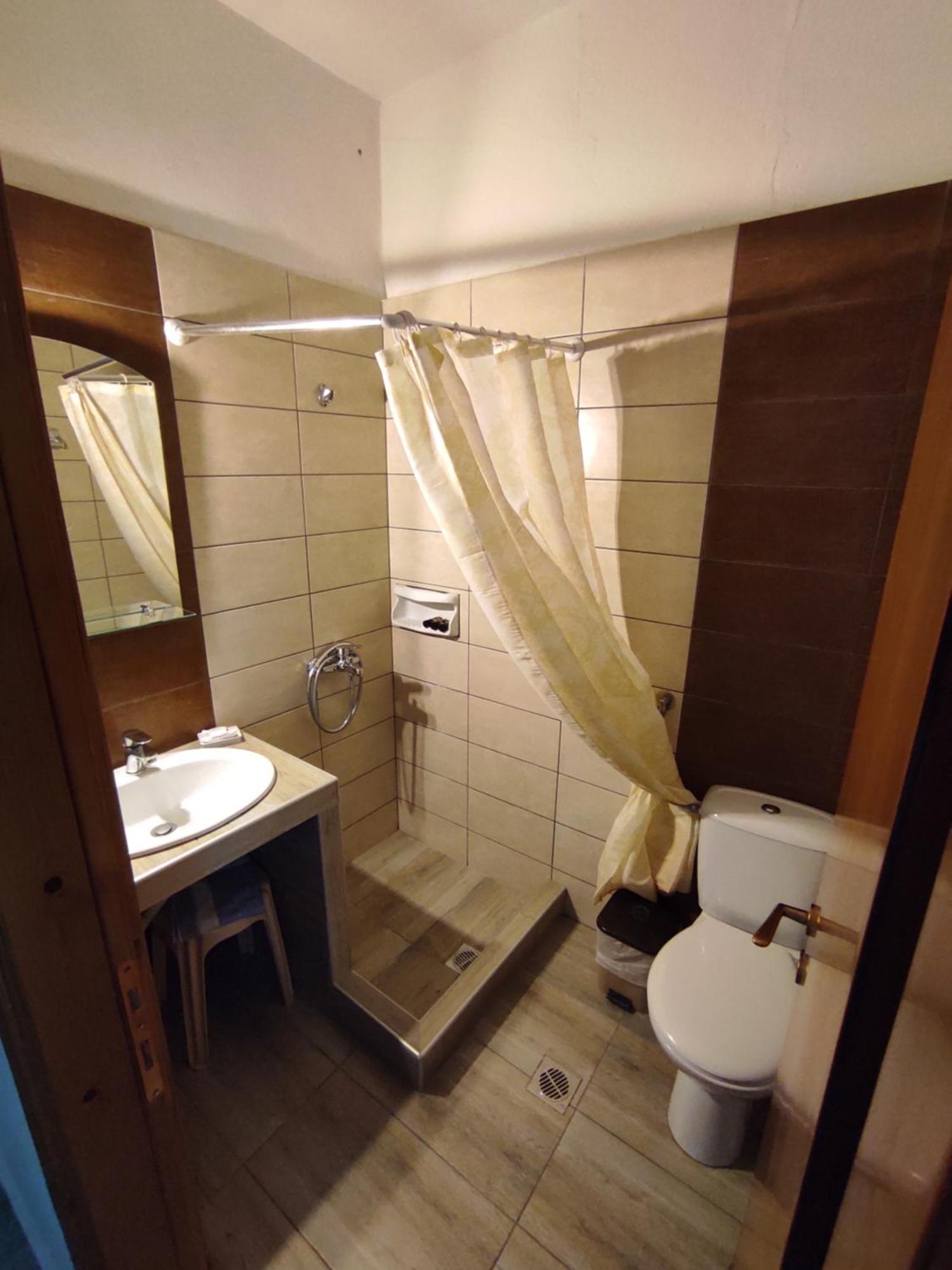 Ενοικιαζόμενα Δωμάτια Ενιπεύς- Rooms Enipeas Litochoro Exterior foto